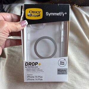 OtterBox Symmetry+ Clear Case for iPhone 15/14 Plus